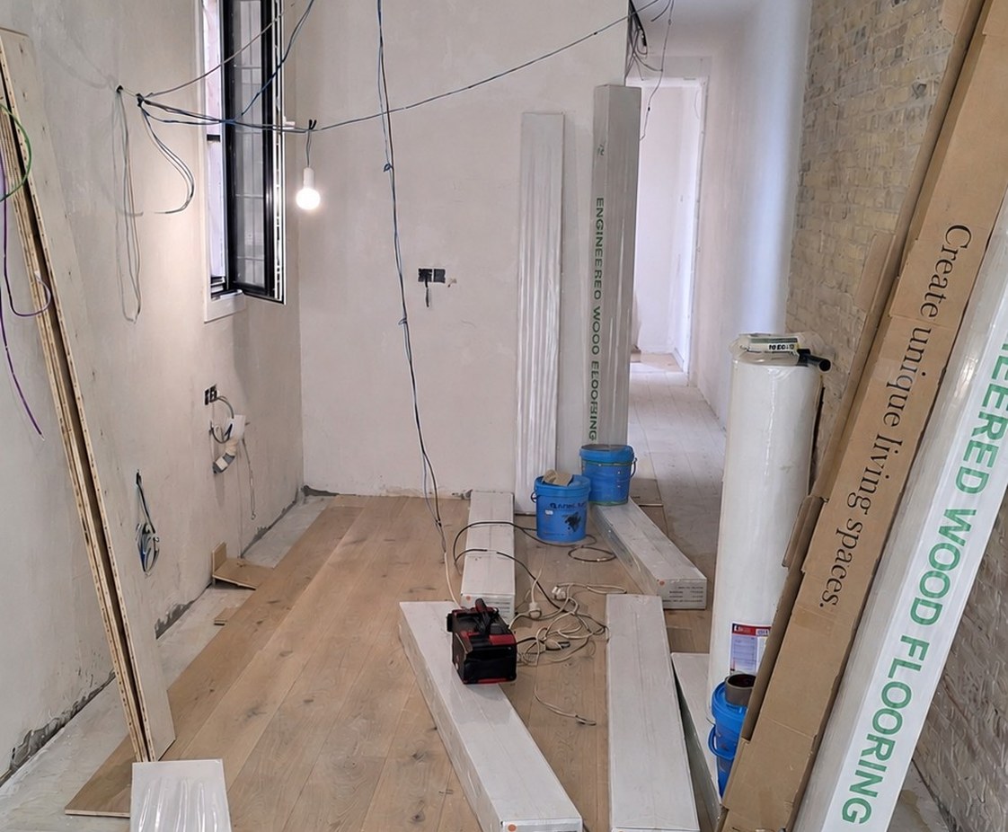 Reforma Interior de Vivienda en el Eixample de Barcelona, con Redistribución y Afectación Estructural
